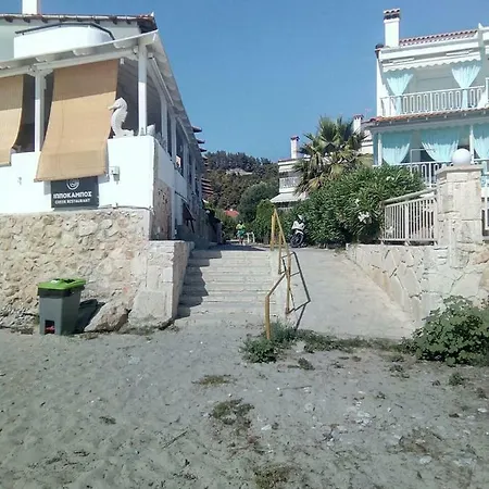 Maria S House In Fourka